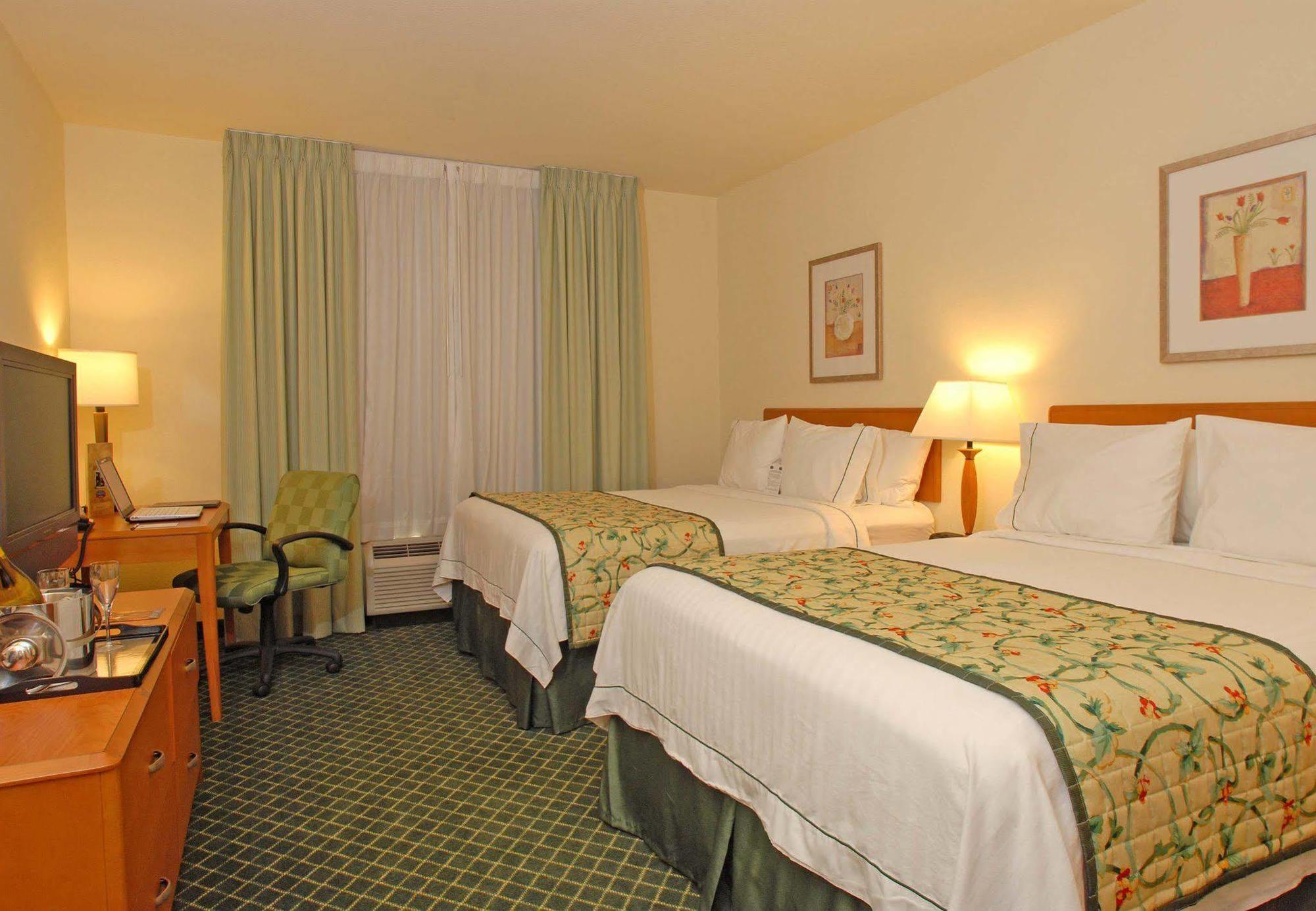 Fairfield Inn & Suites Temecula Værelse billede